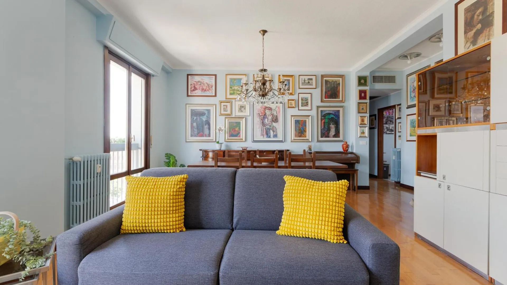 Milano Roomy Apt With All Main Comfort Milan