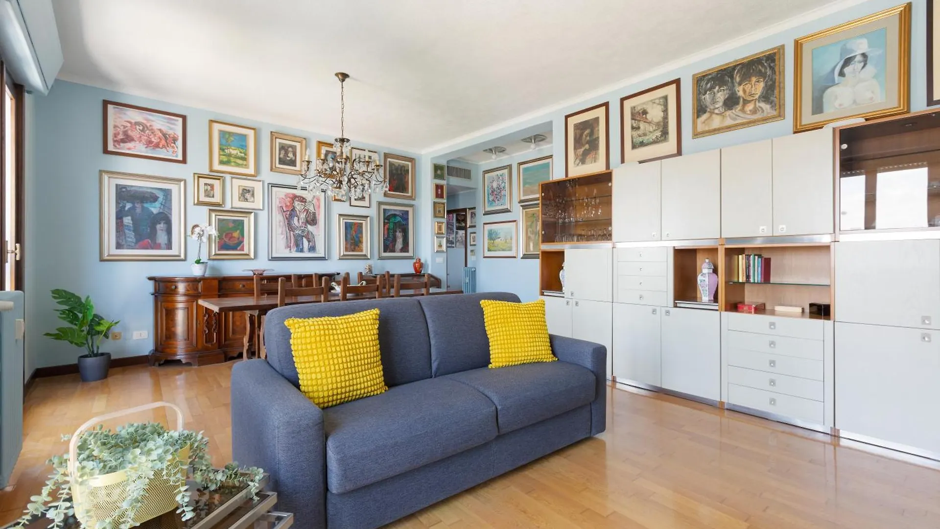 Apartment Milano Roomy Apt With All Main Comfort